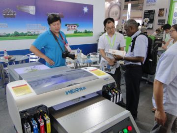 Collega spiegazioni accurate